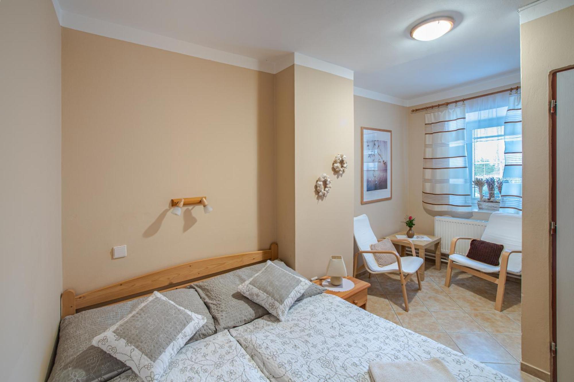 Apartmany Adrspach " U Kozaru " Teplice nad Metují Exterior foto